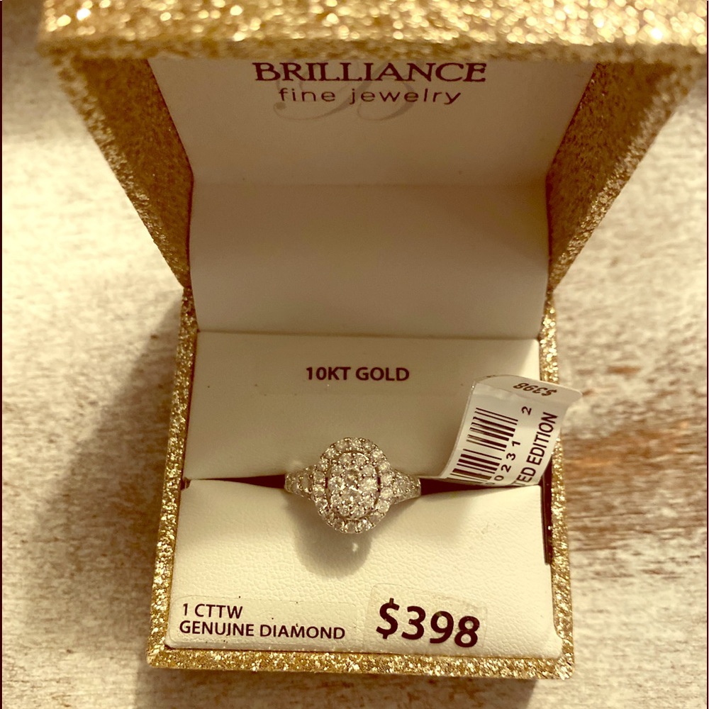 10k Diamond ring